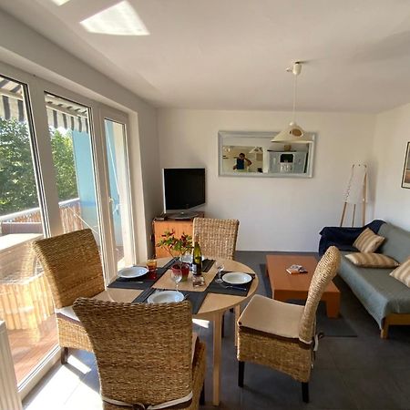 Luminous Apartment In Kehl Near Strasbourg, Conveniently Located Next To A Tram Stop With Direct Access To Strasbourg City Centre Esterno foto
